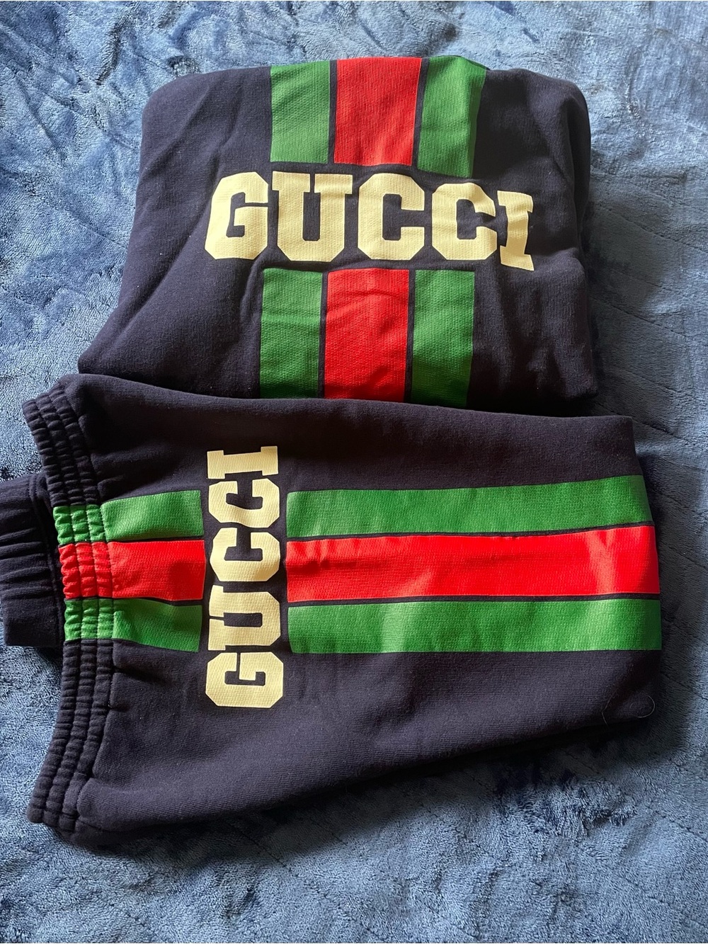 GUCCI SWEATSUIT SZ 10
